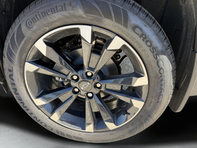 New 2027 Chevrolet Equinox RS w/ Safety and Technology Package FWD image 36