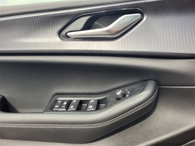 New 2025 Jeep Grand Cherokee Altitude image 23