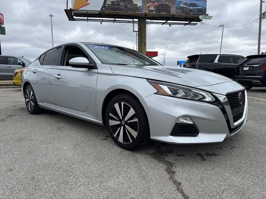 Used 2022 Nissan Altima 2.5 SV image 9