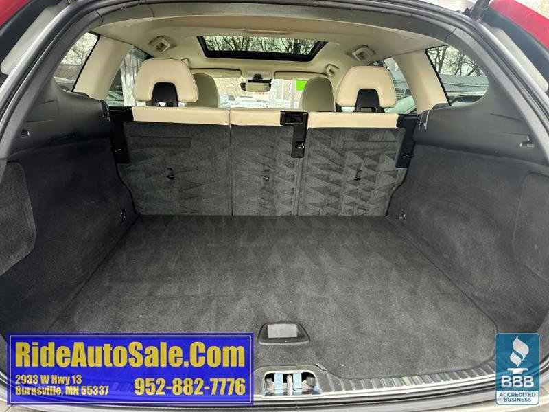 Used 2016 Volvo XC60 T6 w/ Proximity Package AWD/4WD image 26