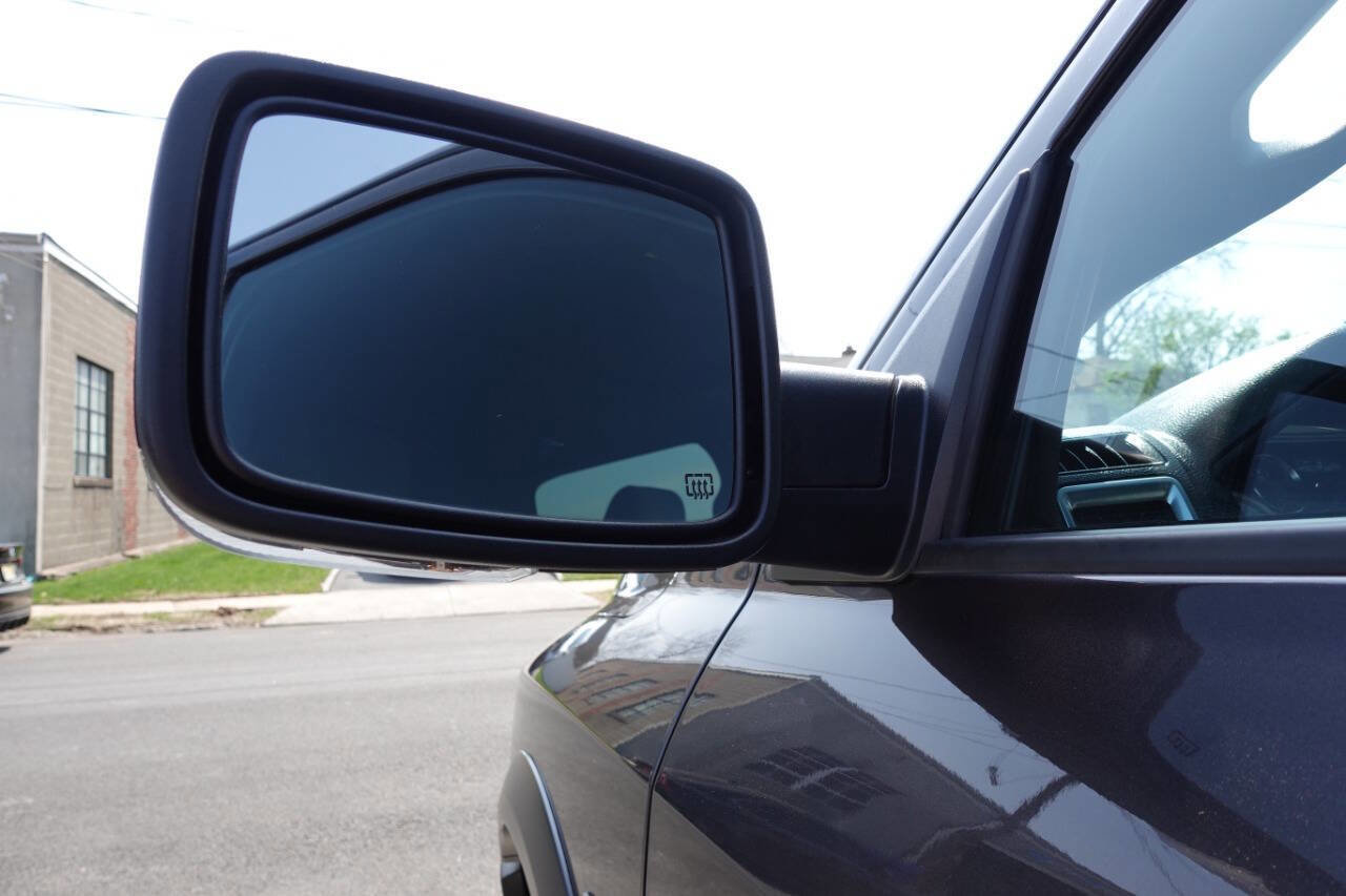 Used 2023 RAM 1500 Classic Warlock image 12