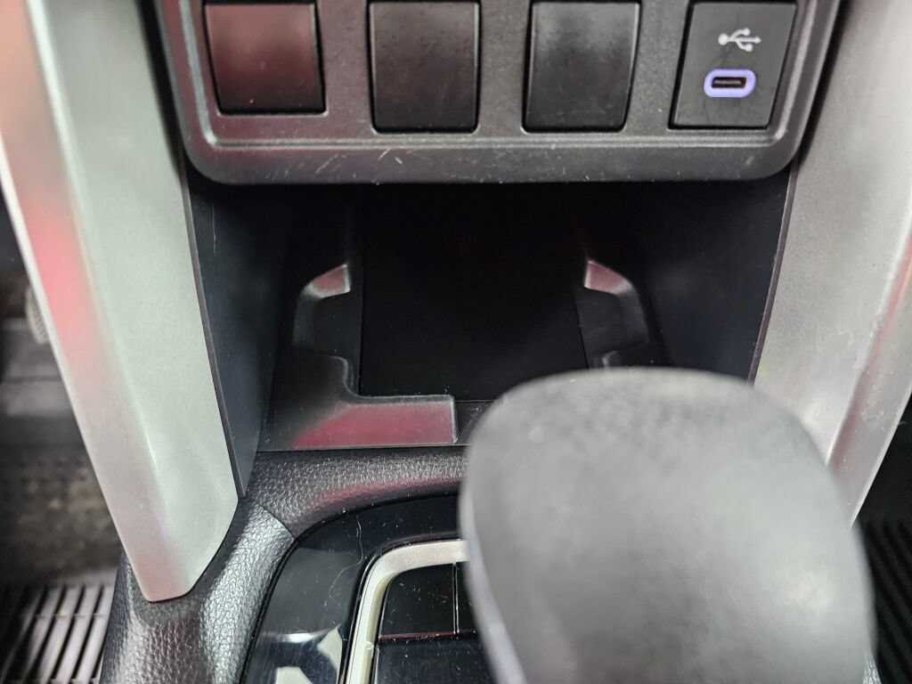 Used 2024 Toyota Corolla Cross LE AWD/4WD image 21