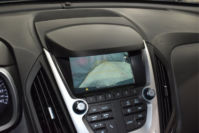 Used 2017 Chevrolet Equinox LT FWD image 19