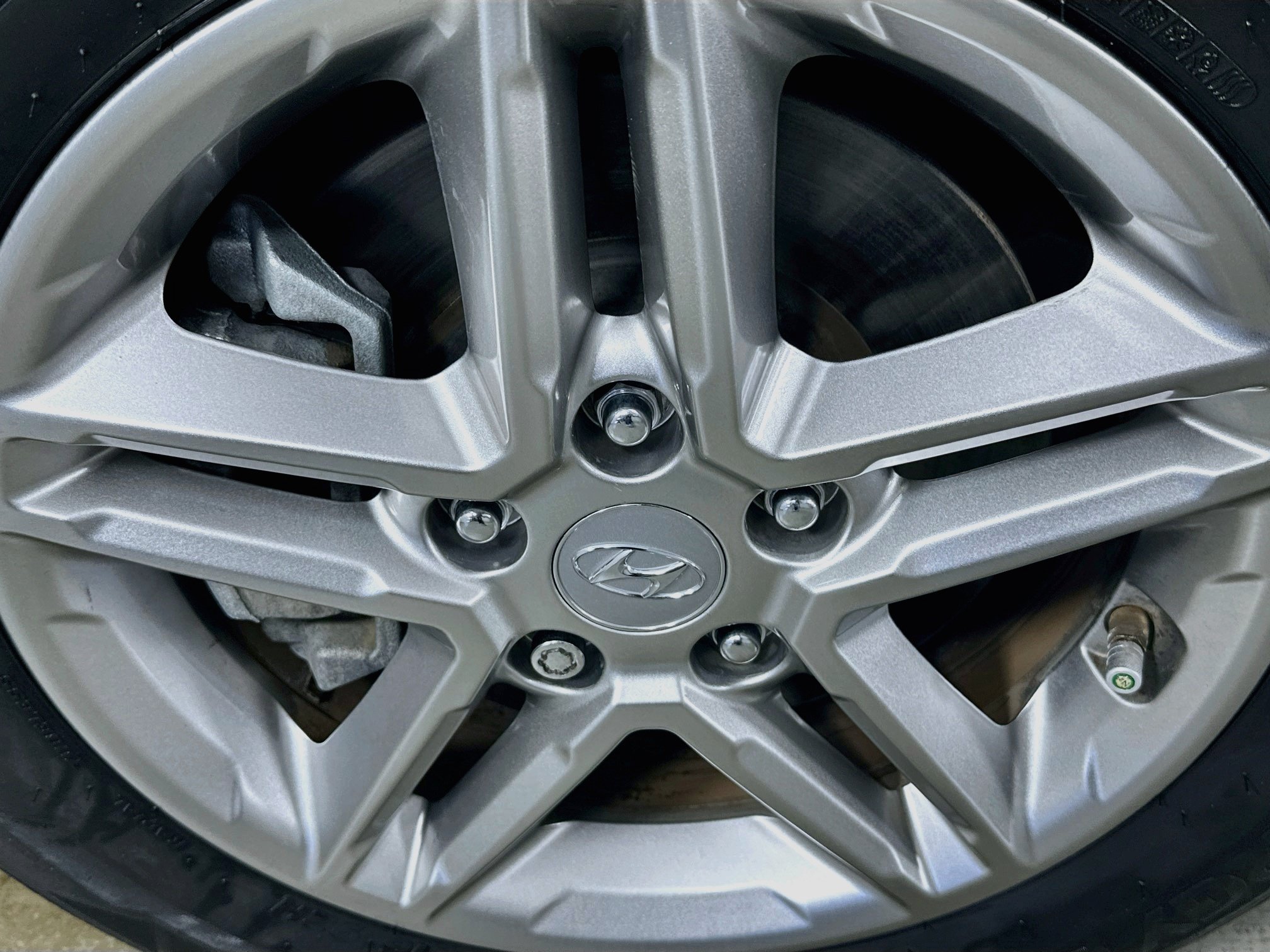 Used 2023 Hyundai Kona SE AWD/4WD image 28