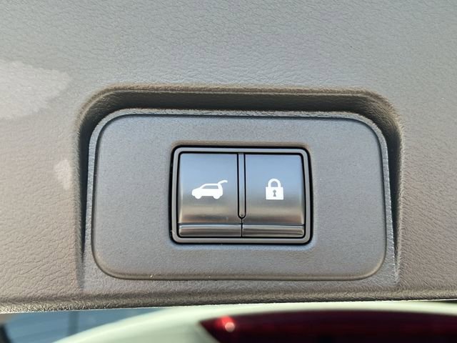 Used 2021 Nissan Rogue SV w/ Premium Package FWD image 40