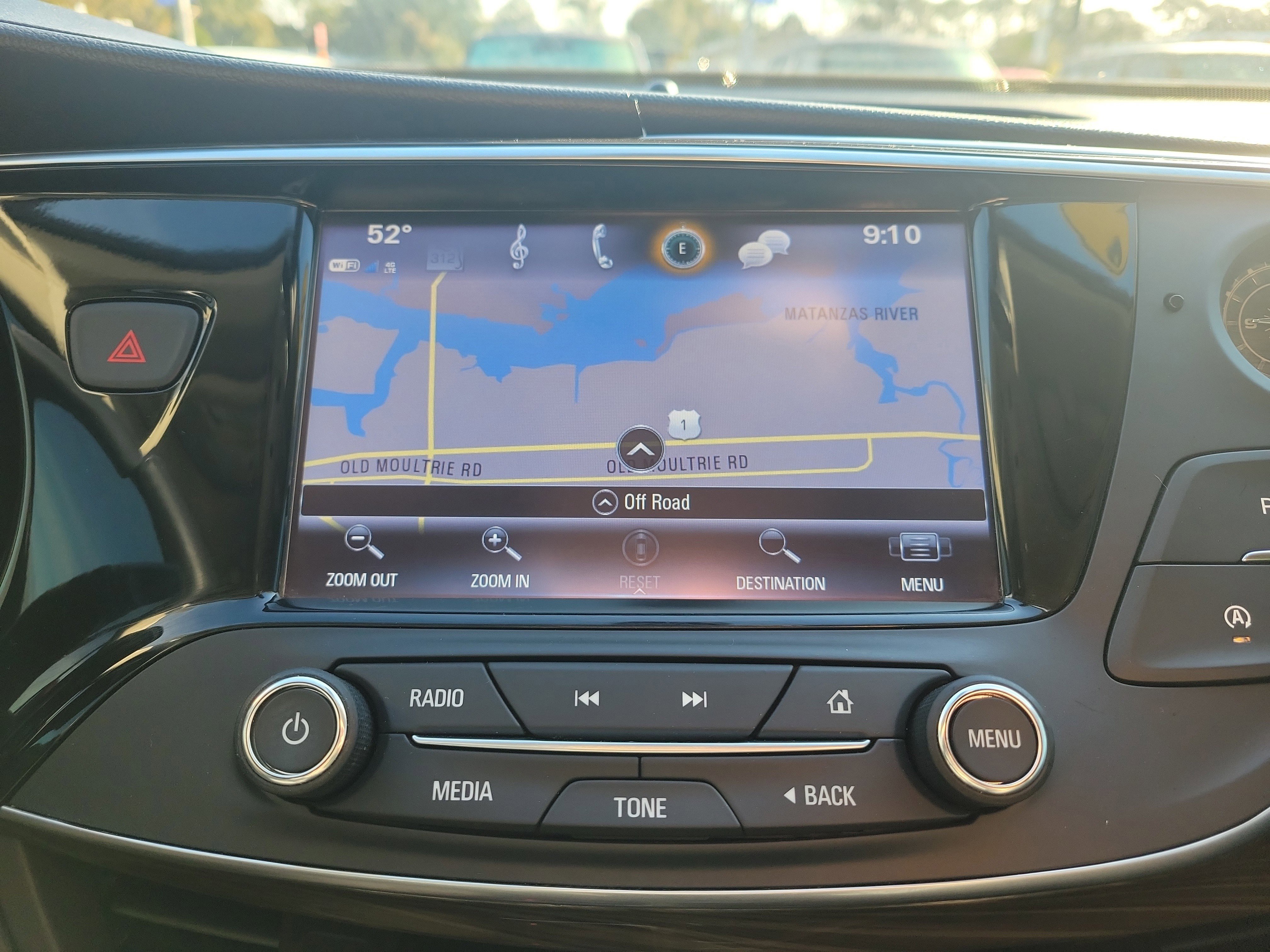 Used 2020 Buick Envision Essence image 34