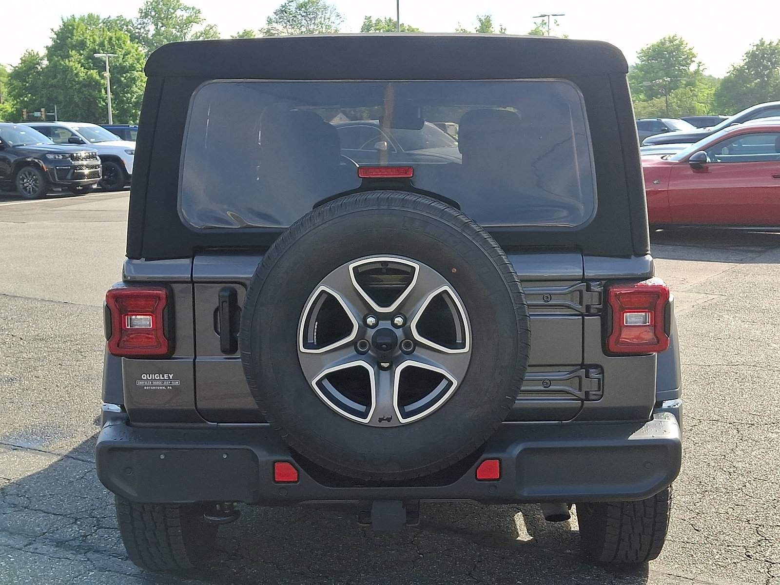 Used 2021 Jeep Wrangler Unlimited Sport AWD/4WD image 5