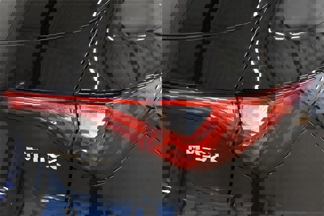 Used 2023 Acura MDX SH-AWD w/ Advance Package image 12