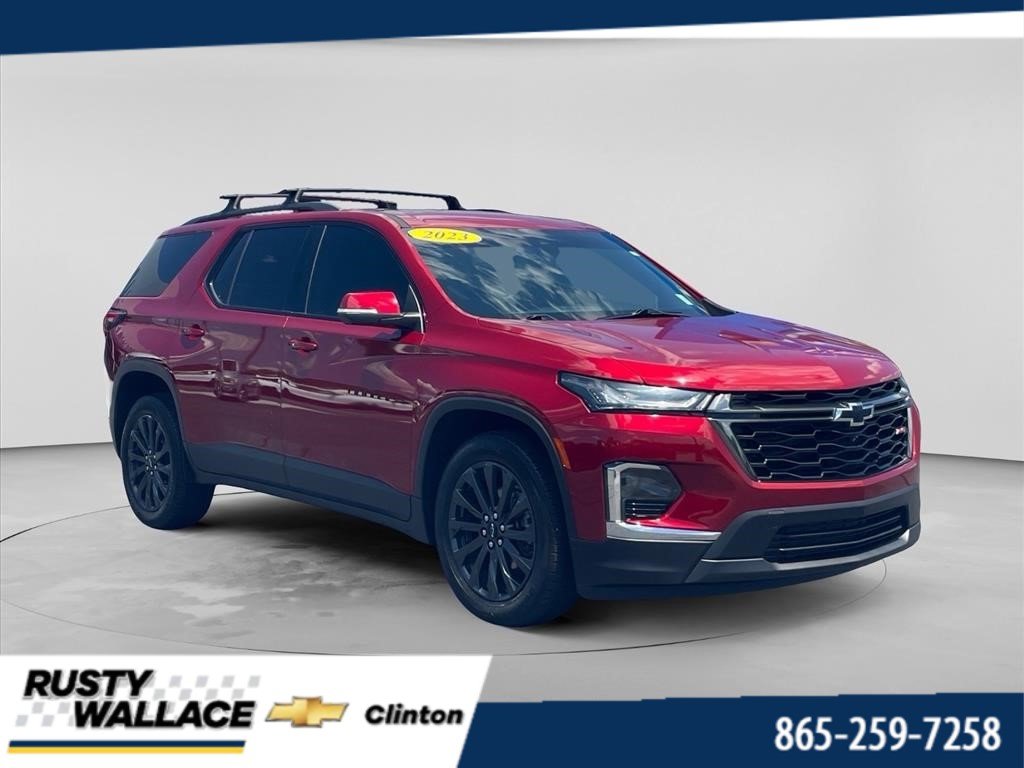 Used 2023 Chevrolet Traverse RS w/ LPO, Floor Liner Package