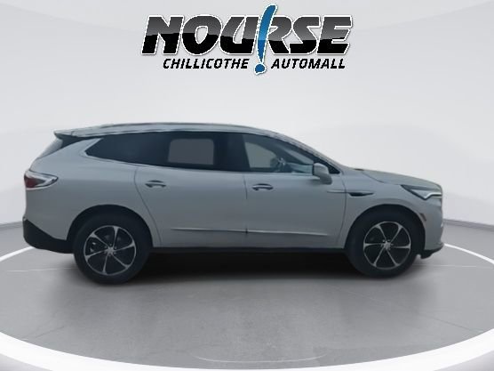 Used 2022 Buick Enclave Essence w/ Experience Buick Package image 9