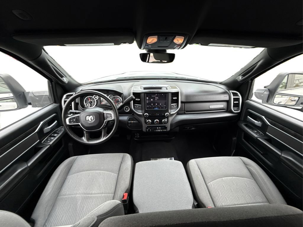 Used 2024 RAM 3500 Big Horn AWD/4WD image 28