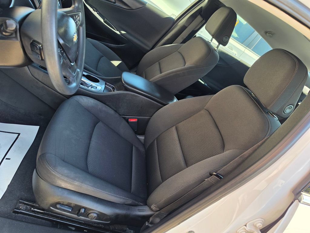 Used 2023 Chevrolet Malibu LS w/ Driver Confidence Package FWD image 6