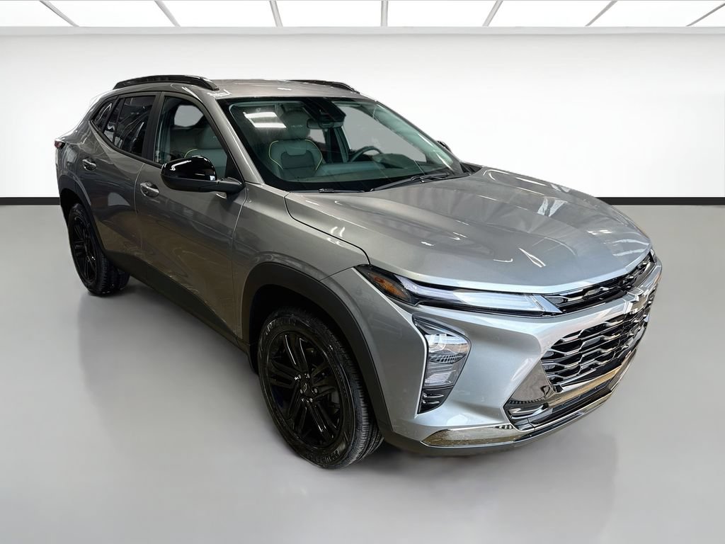 New 2026 Chevrolet Trax ACTIV FWD image 3