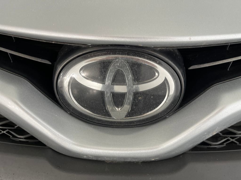 Used 2020 Toyota Camry SE FWD image 34