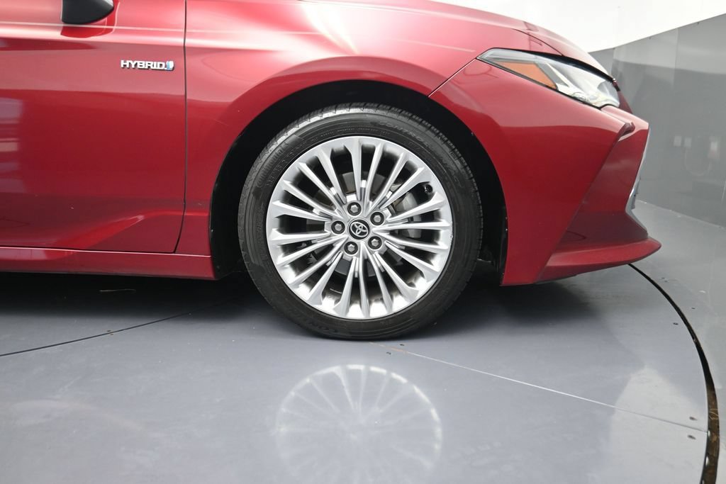 Used 2020 Toyota Avalon Limited w/ Advanced Safety Package FWD image 5