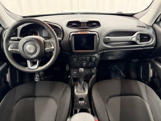 Used 2023 Jeep Renegade Latitude image 4