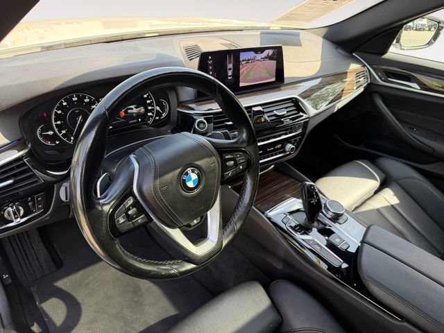 Used 2019 BMW 530e xDrive AWD/4WD image 11