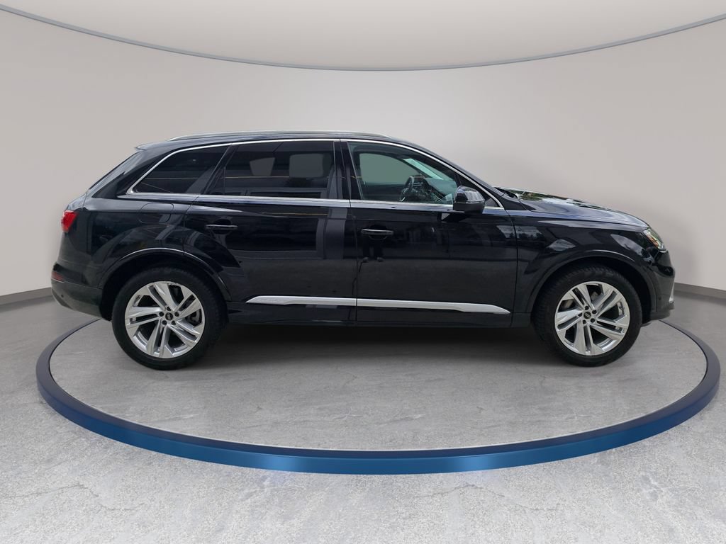 Used 2023 Audi Q7 3.0T Premium Plus AWD/4WD image 5