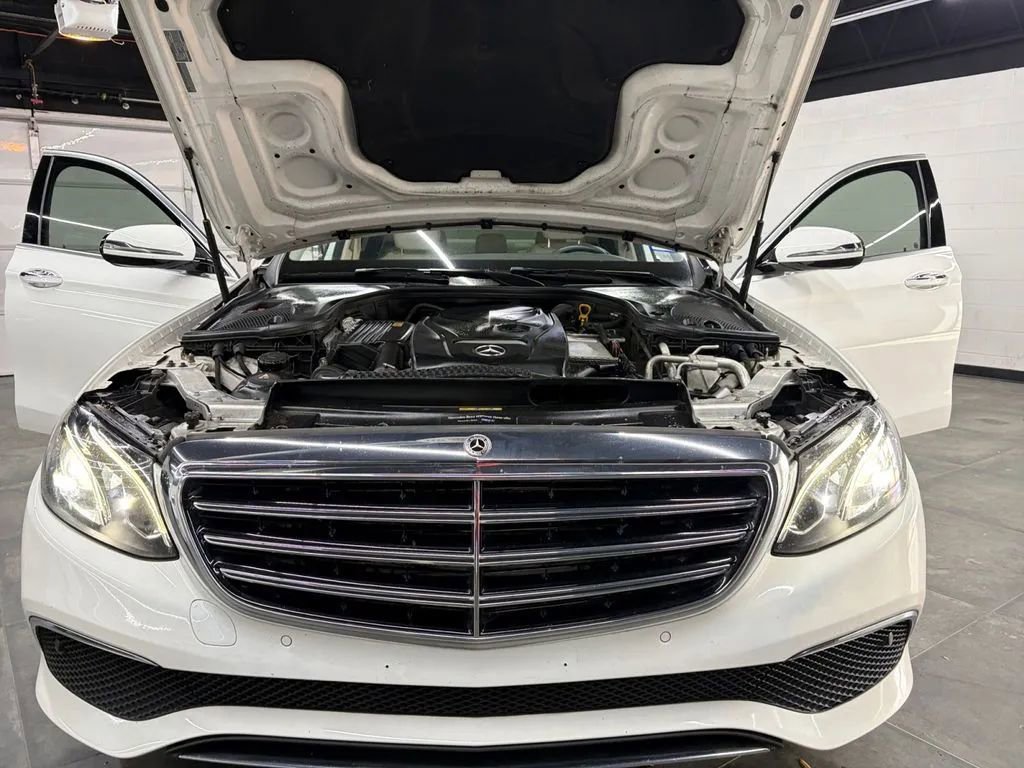 Used 2018 Mercedes-Benz E 300 4MATIC w/ Premium 1 Package image 20