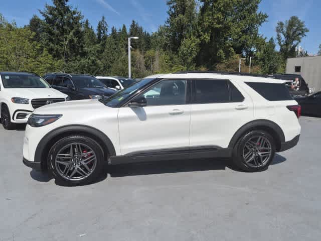 Used 2025 Ford Explorer ST w/ Sun And Sound Package AWD/4WD image 5