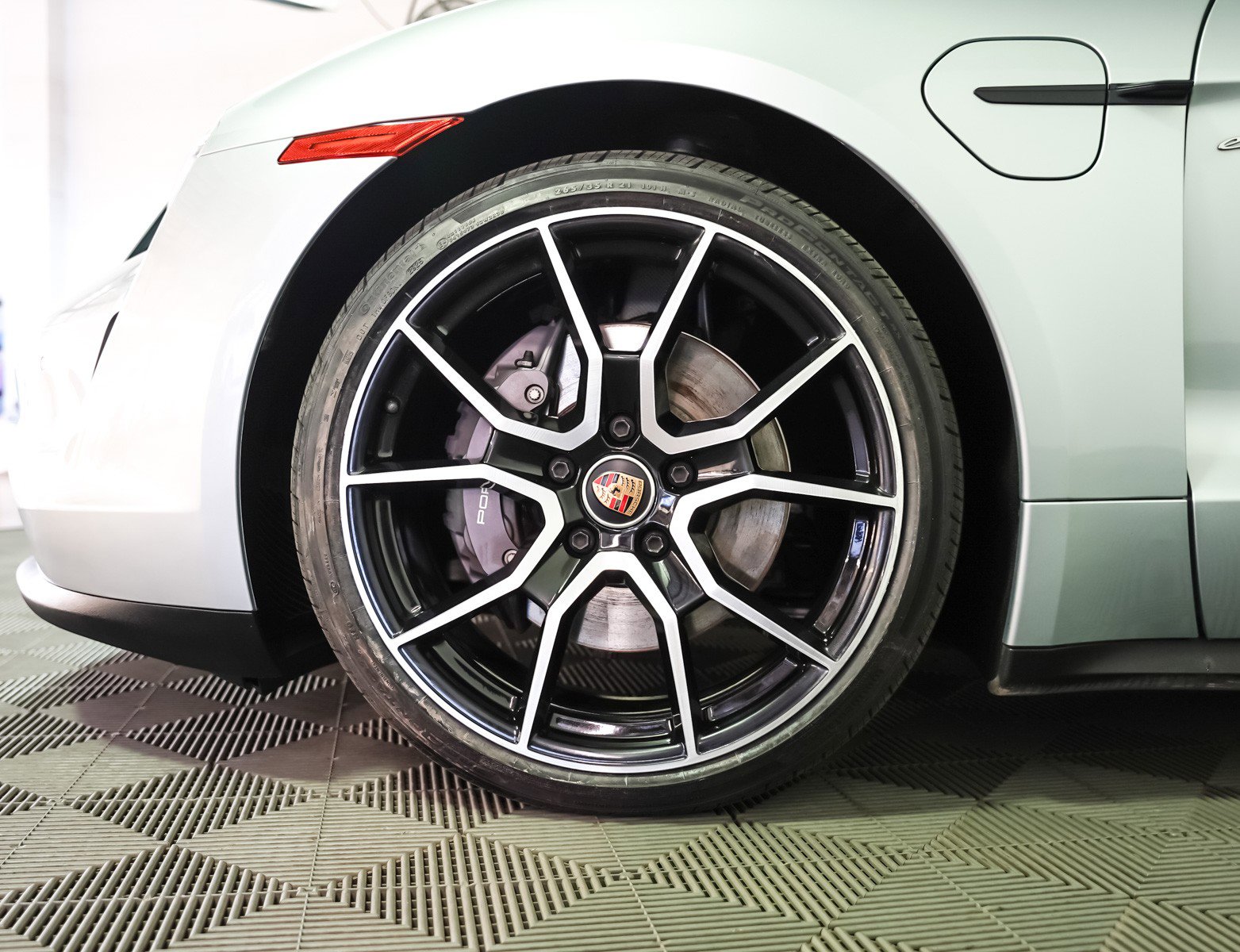 Certified 2023 Porsche Taycan image 13