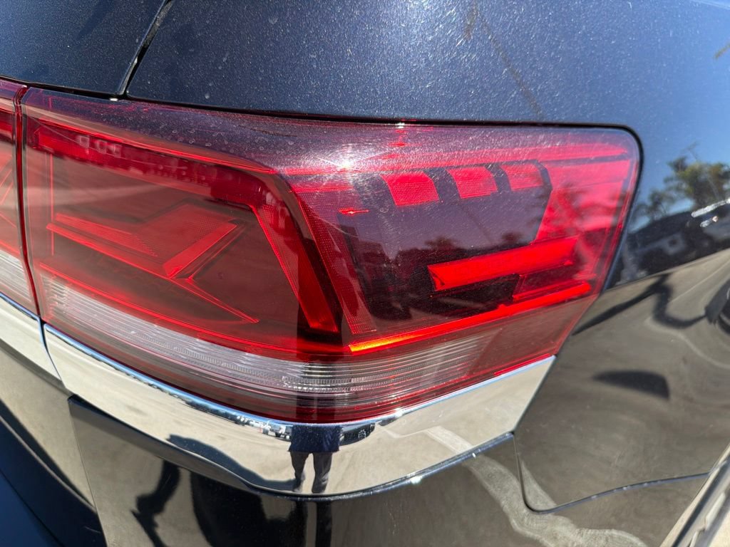 Used 2025 Volkswagen Atlas SE FWD image 5