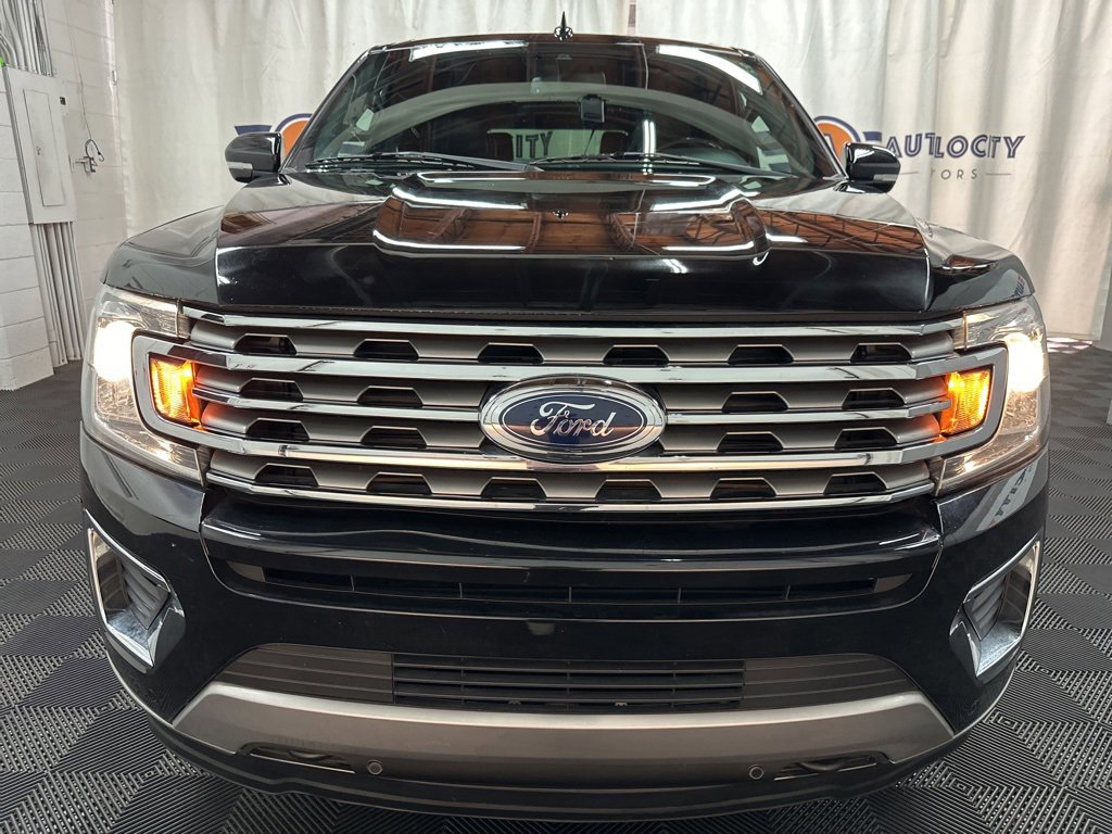 Used 2021 Ford Expedition Limited image 3