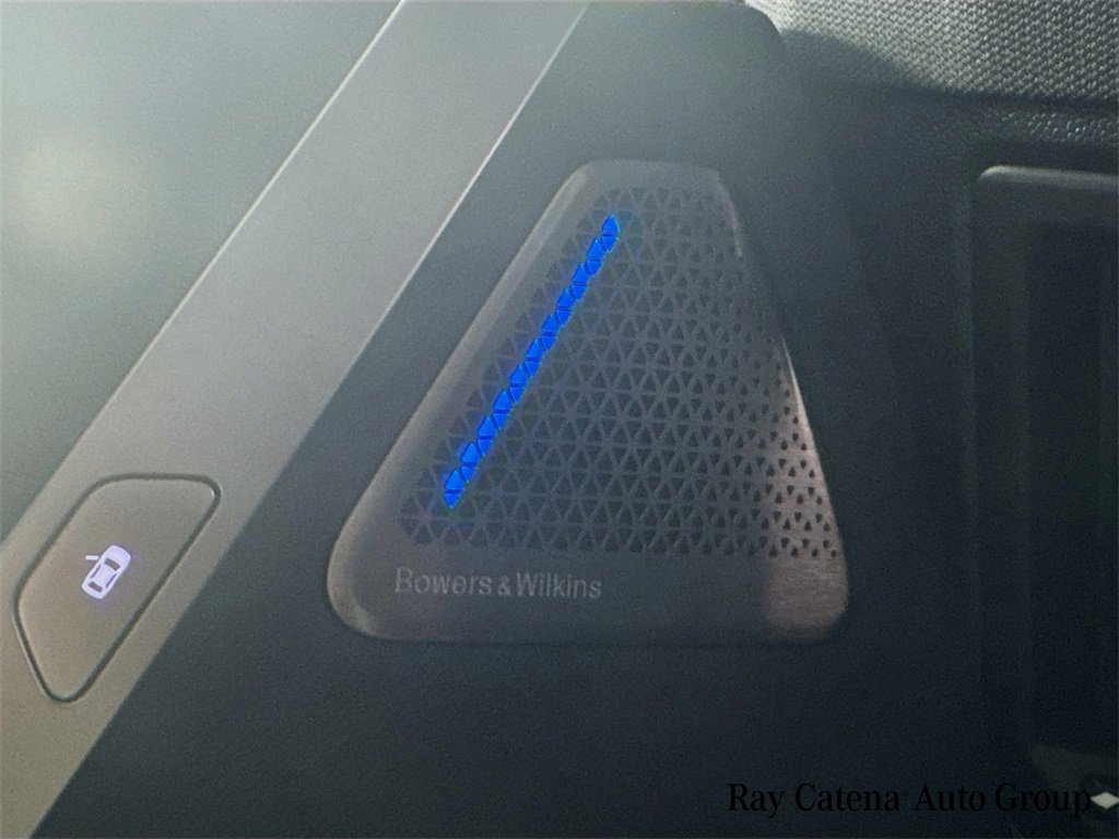 Used 2025 BMW iX M60 image 26