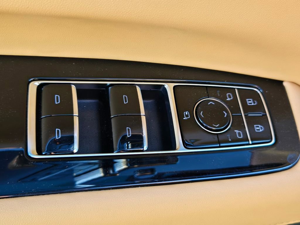 New 2025 Cadillac Escalade IQ Luxury 2 w/ LPO, Etrunk Organizer Package image 20