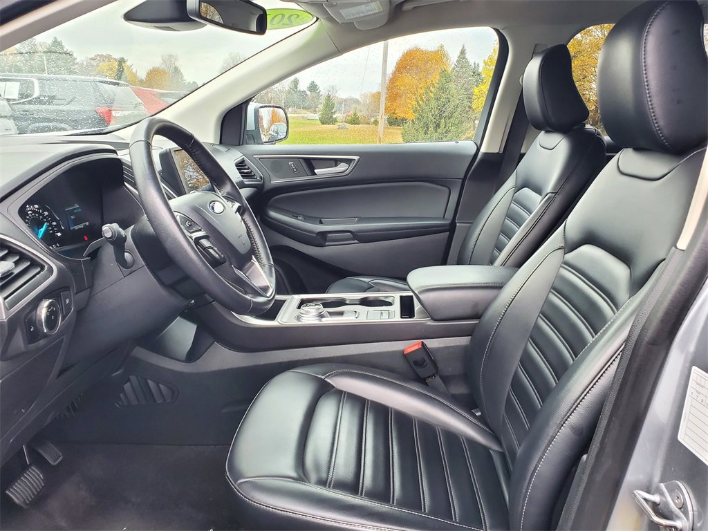 Used 2024 Ford Edge SEL image 6