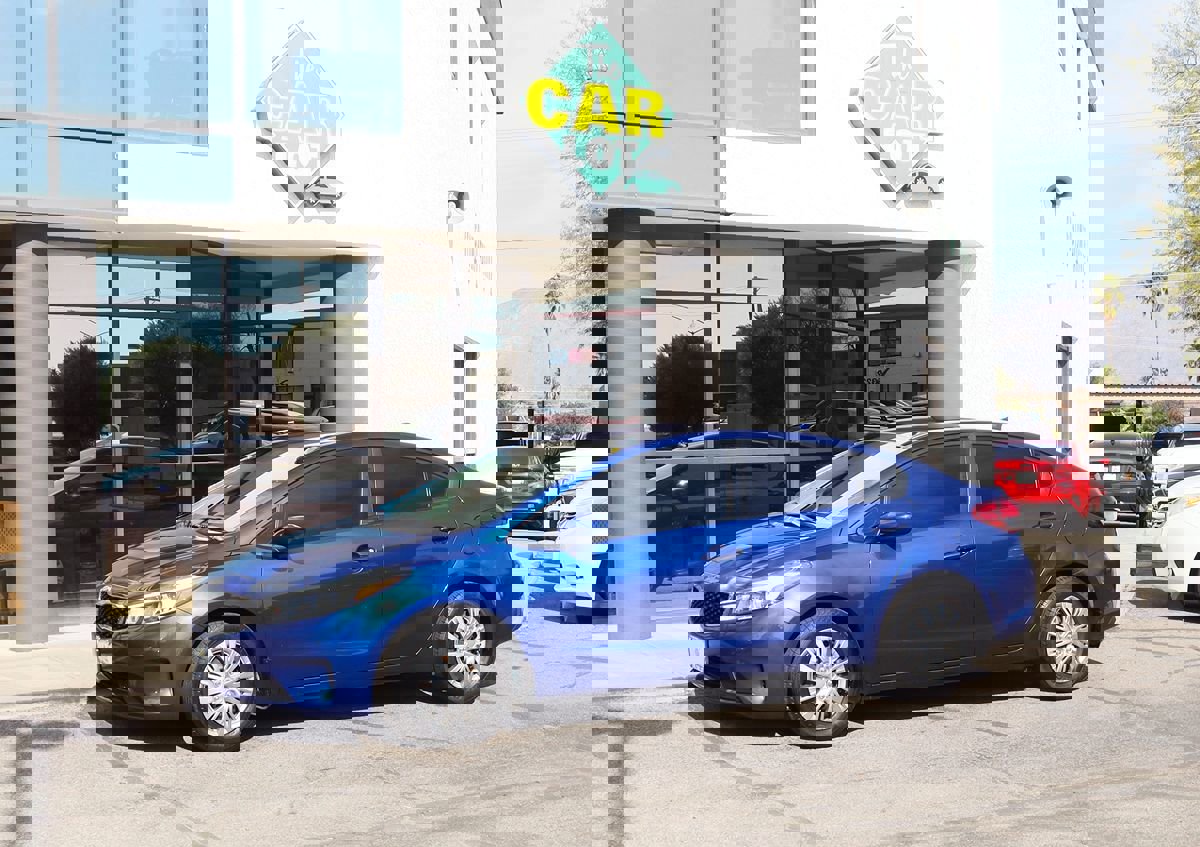 Used 2018 Kia Forte LX FWD image 7