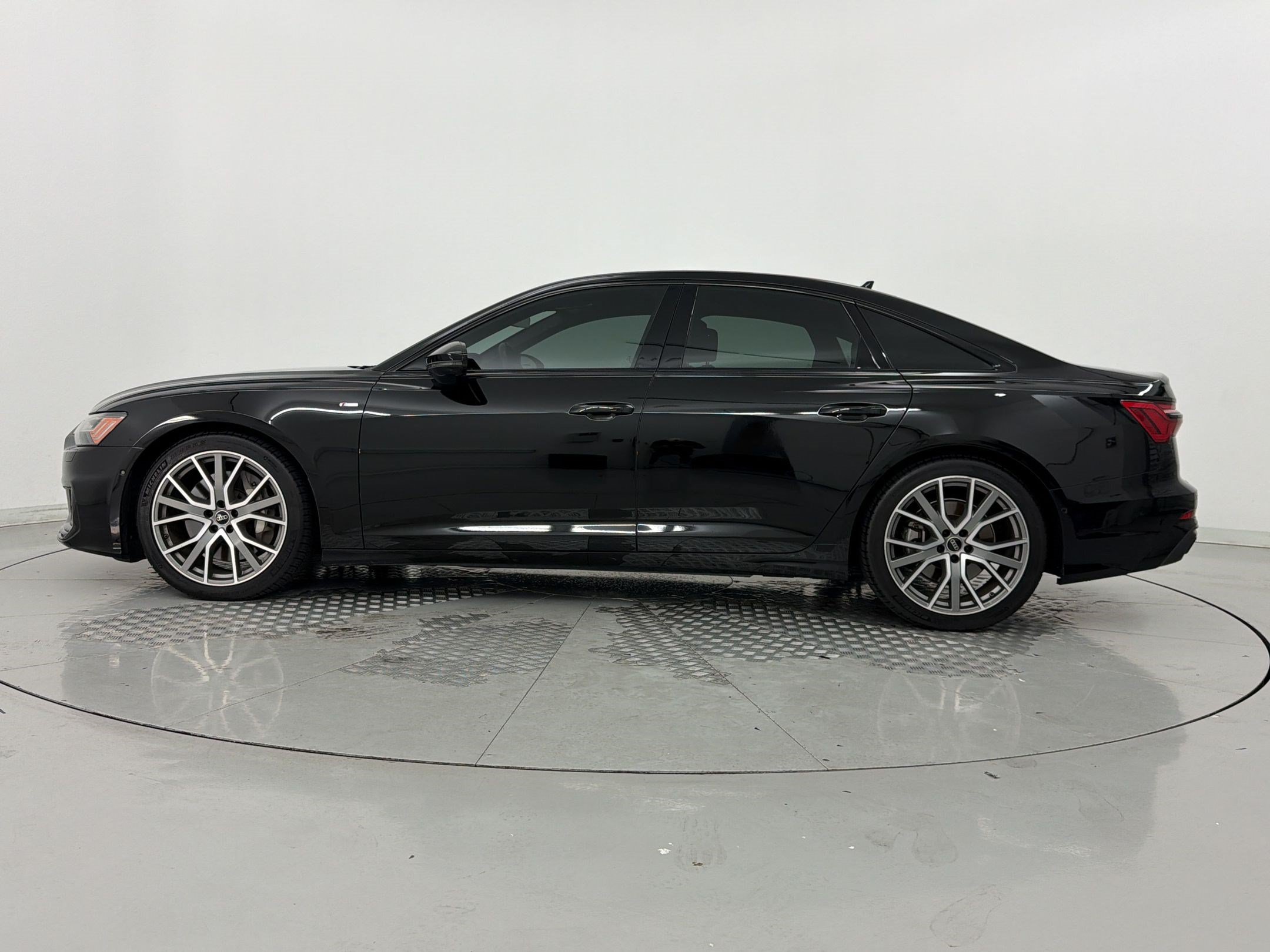 Used 2023 Audi A6 3.0T Prestige w/ Prestige Package AWD/4WD image 2