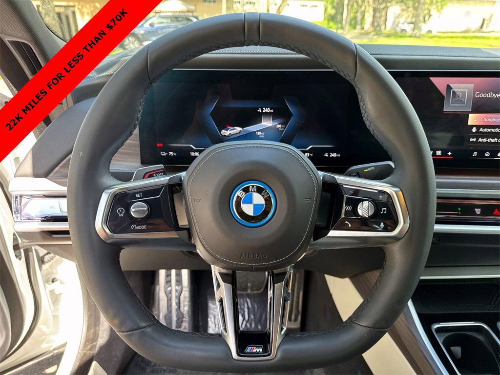 Used 2023 BMW i7 xDrive60 image 29