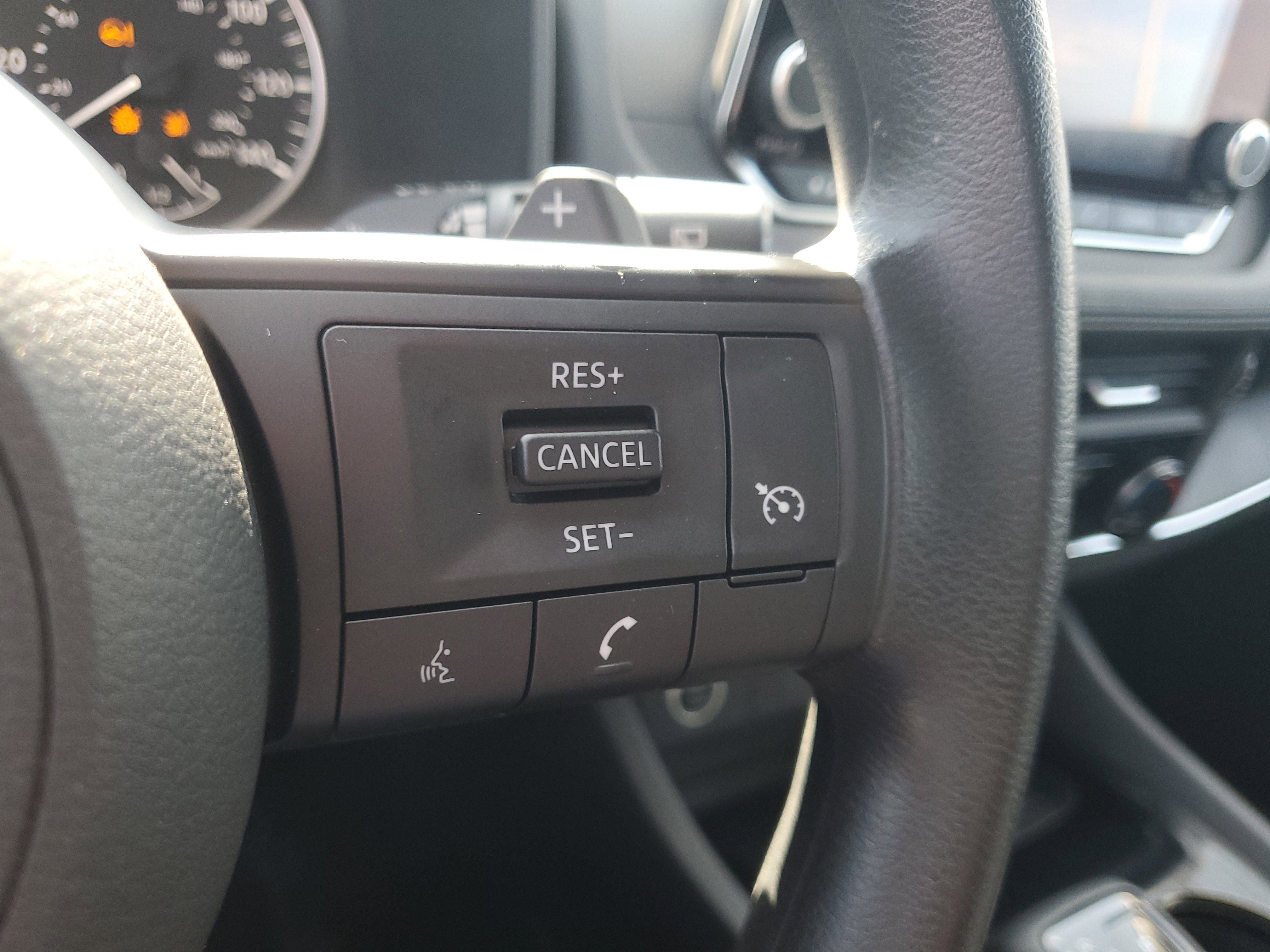 Certified 2023 Nissan Rogue S image 23