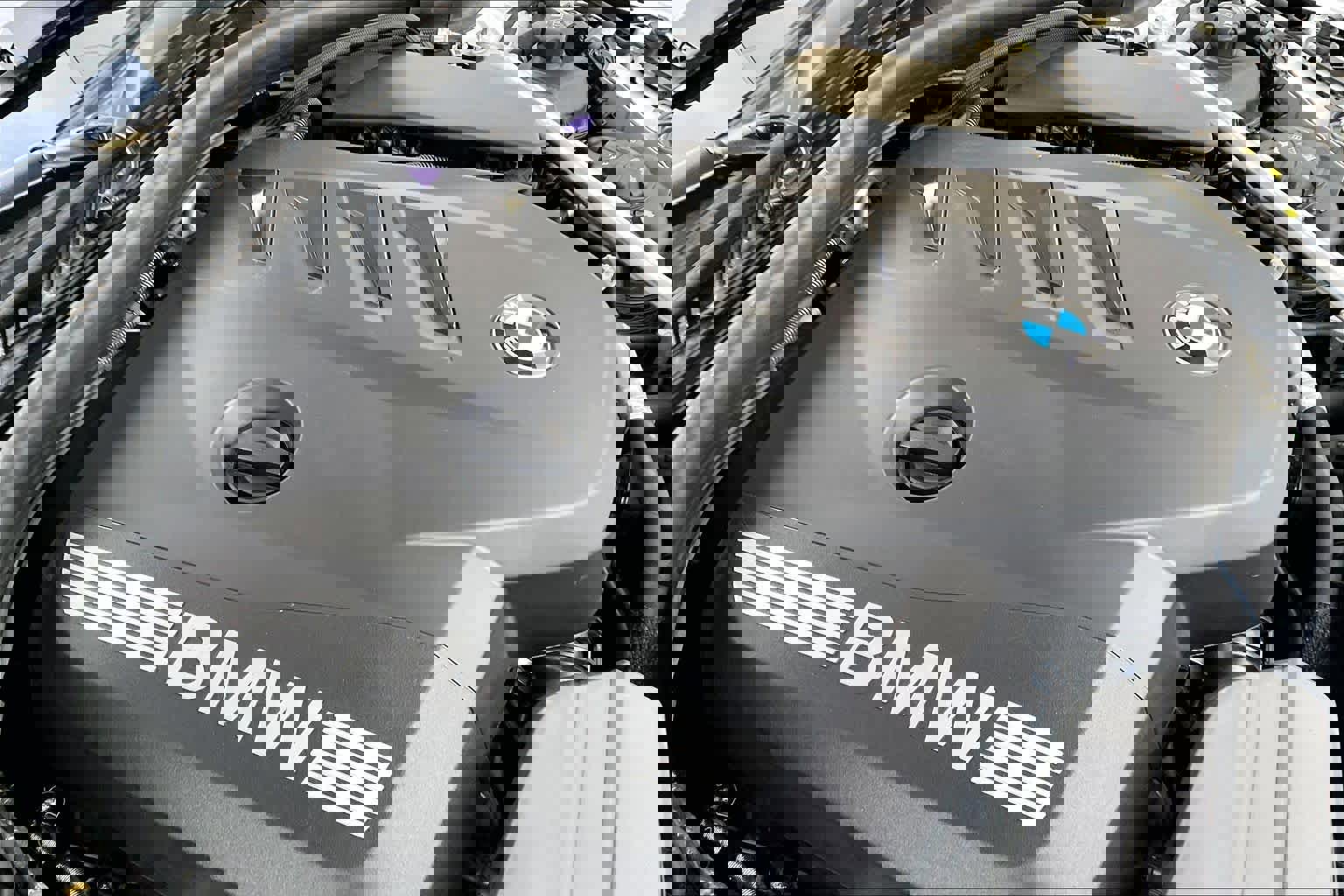 Used 2025 BMW 430i xDrive w/ M Sport Package image 33