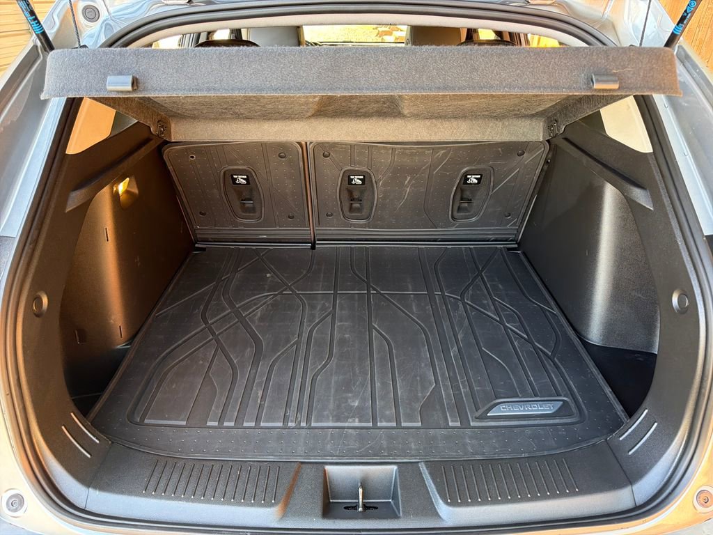 Used 2024 Chevrolet Trax ACTIV w/ Sunroof Package image 32