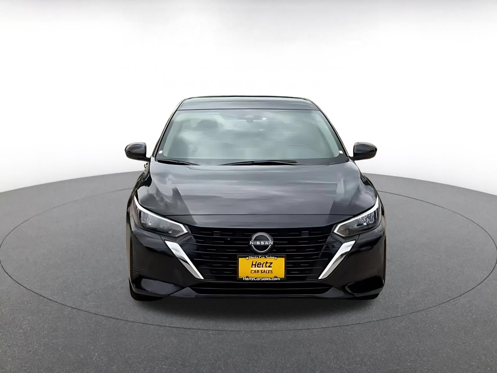 Used 2025 Nissan Sentra SV FWD image 4