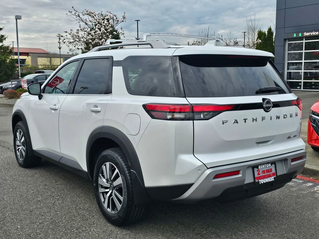 Certified 2025 Nissan Pathfinder SL image 7