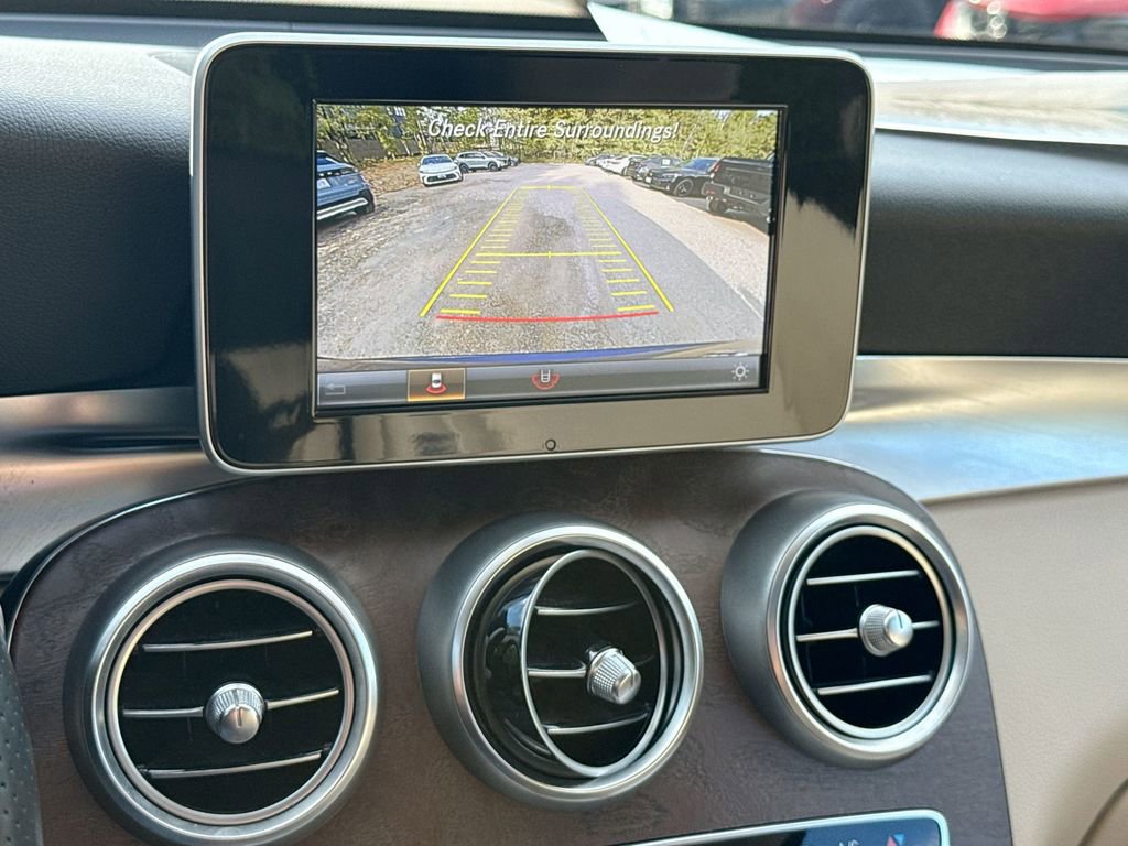 Used 2019 Mercedes-Benz GLC 350e 4MATIC image 23