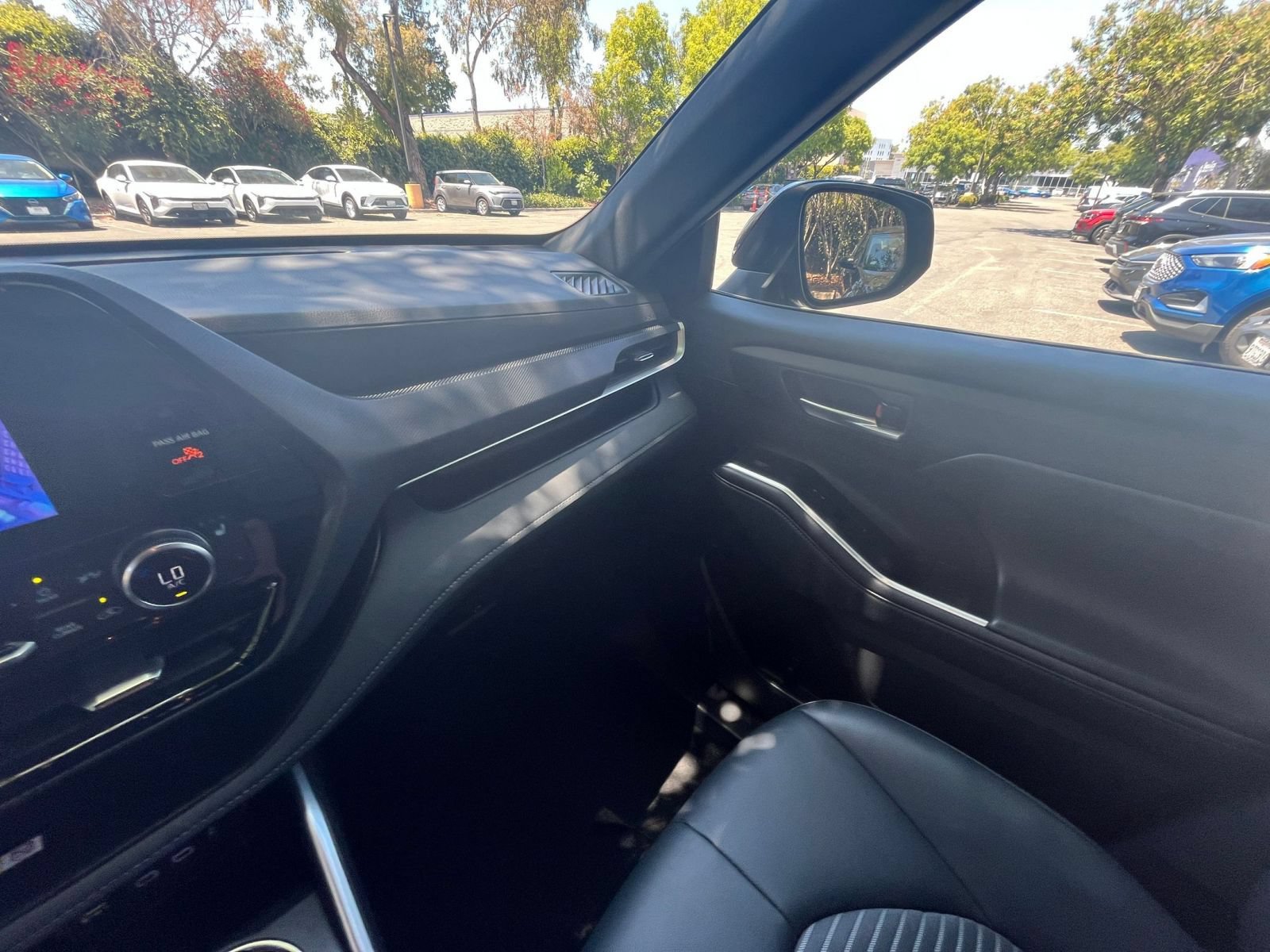 Used 2025 Toyota Highlander XSE AWD/4WD image 35