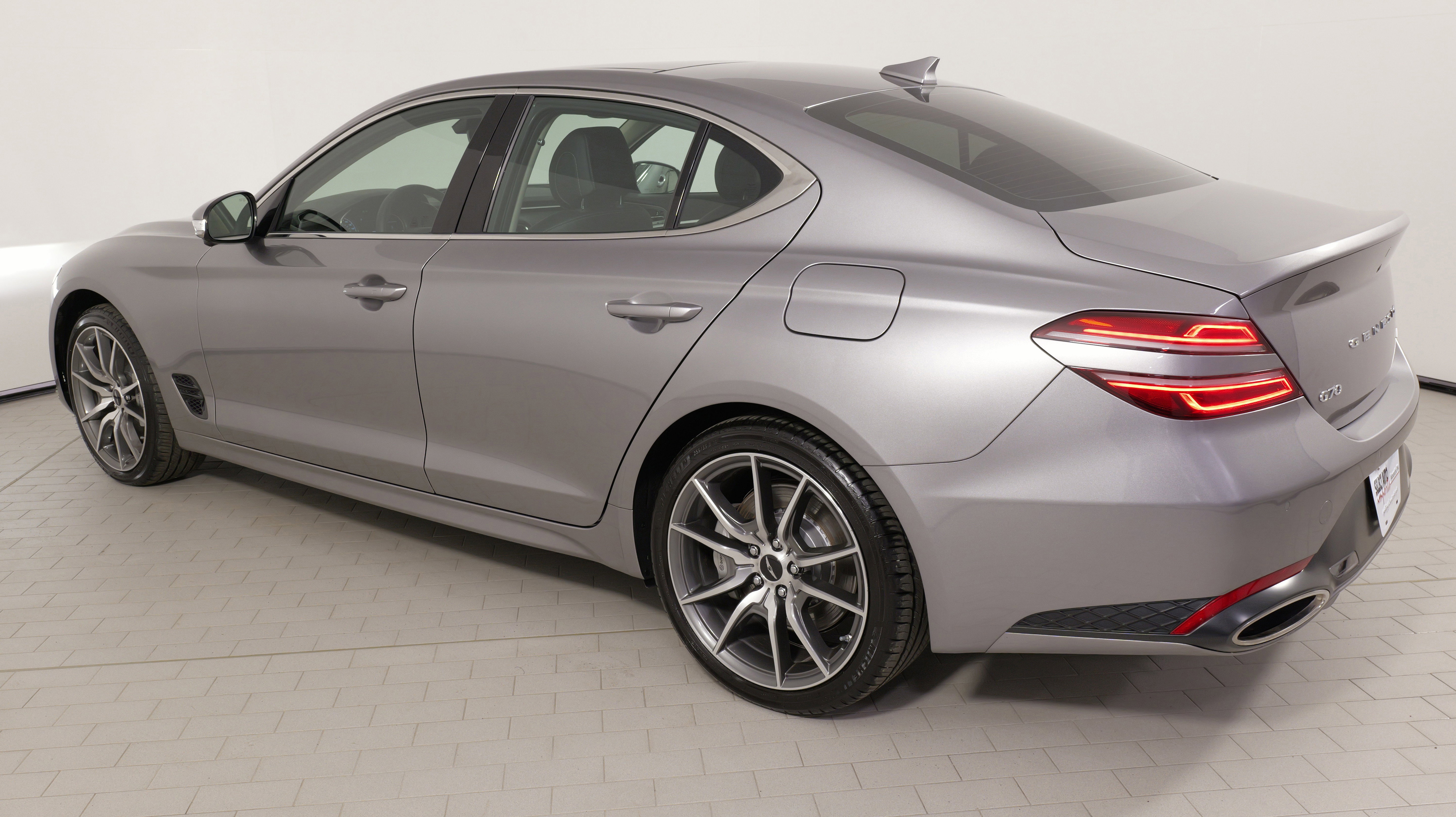 Used 2026 Genesis G70 2.5T Prestige image 13