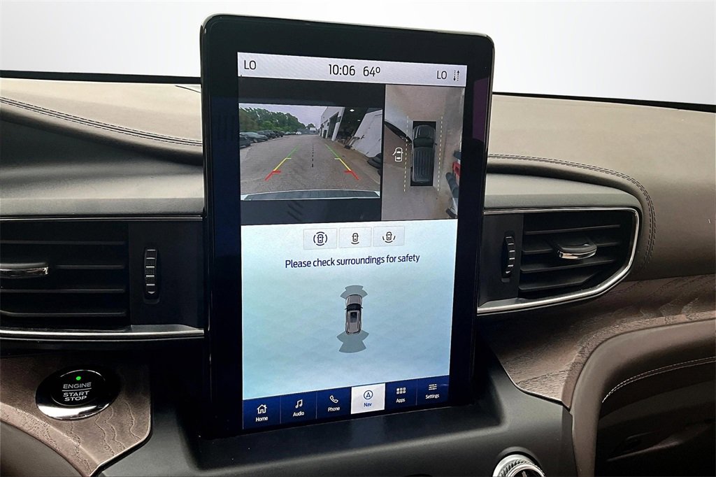 Used 2020 Ford Explorer Platinum w/ Premium Technology Package image 14