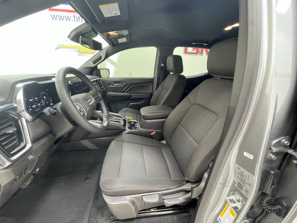 Used 2026 GMC Canyon Elevation image 11