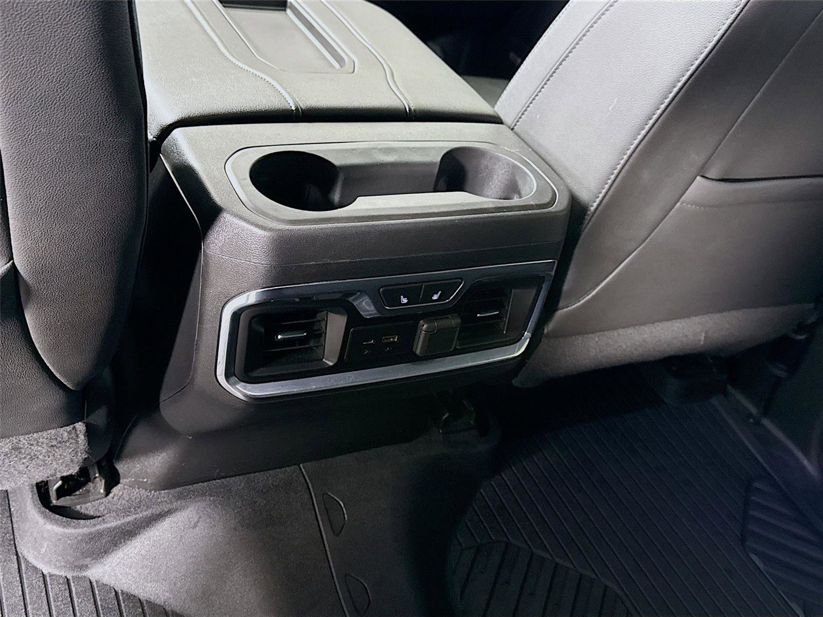 Used 2020 Chevrolet Silverado 3500 LTZ w/ LTZ Premium Package image 20