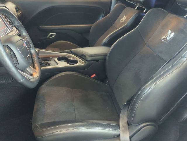 Used 2022 Dodge Challenger R/T Scat Pack w/ Dynamics Package RWD image 10