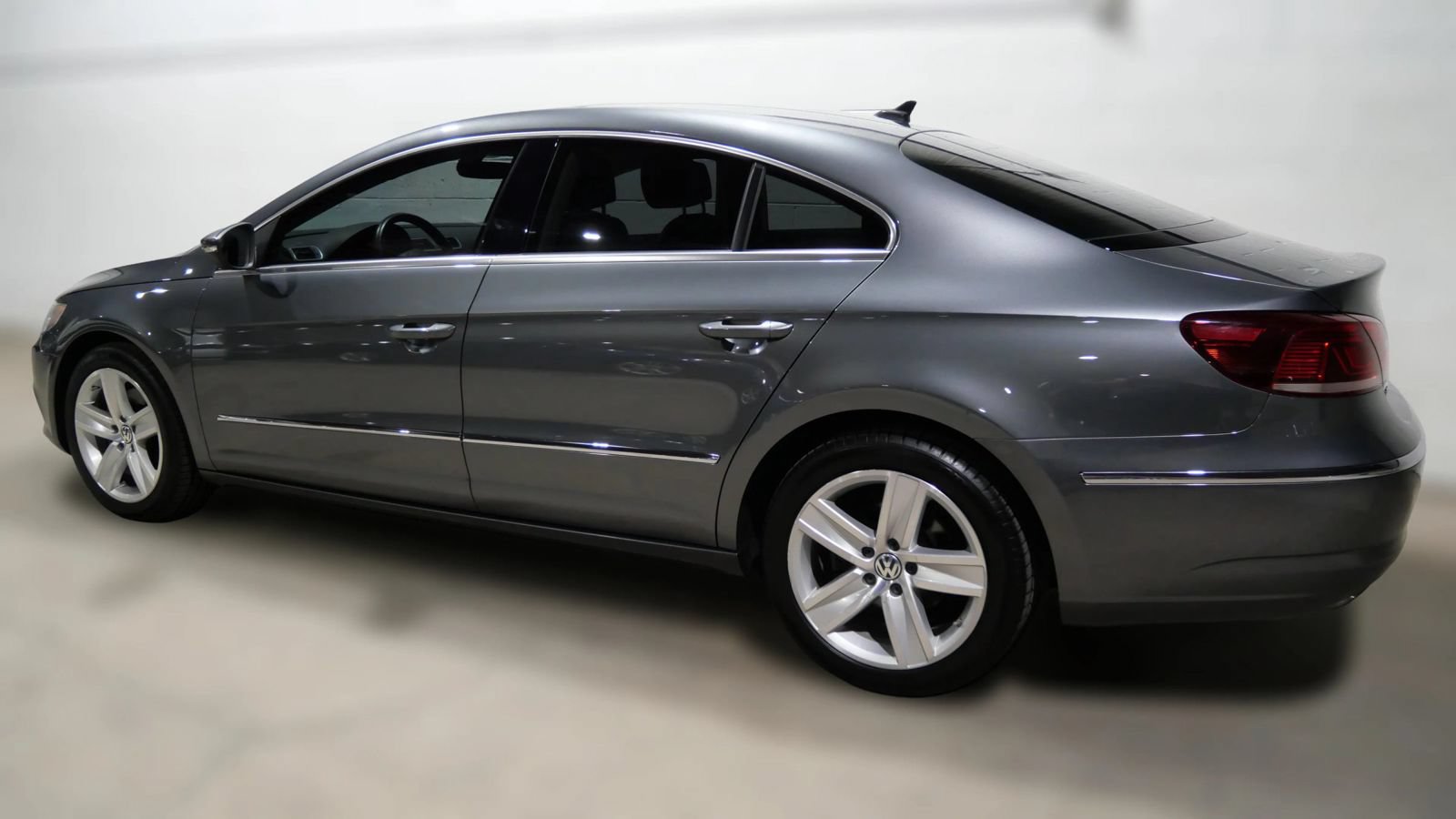 Used 2017 Volkswagen CC Sport FWD image 4