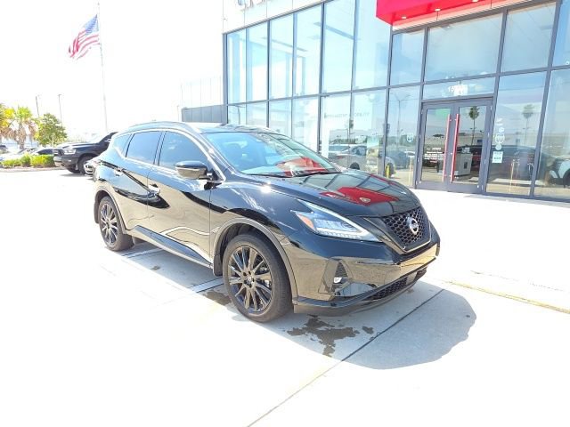 Used 2024 Nissan Murano SV w/ SV Midnight Edition Package image 2