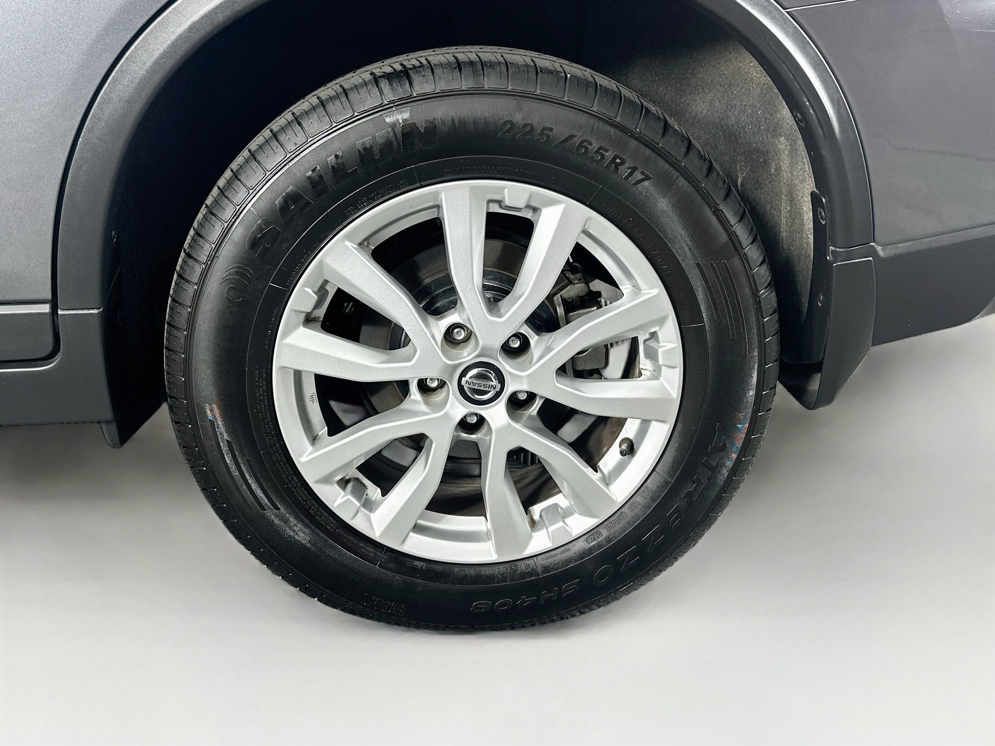 Used 2019 Nissan Rogue SV FWD image 11