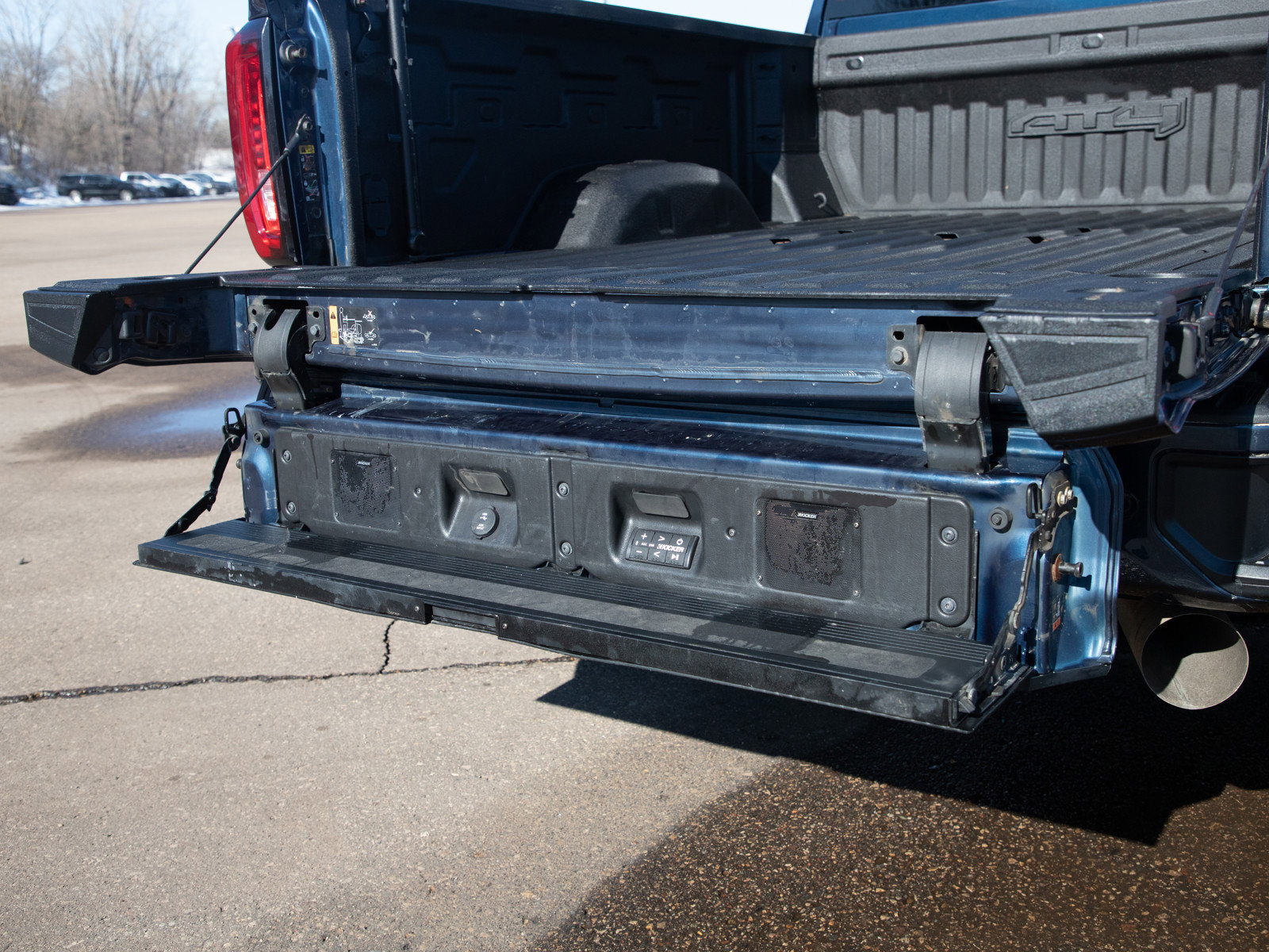 Used 2022 GMC Sierra 2500 AT4 w/ AT4 Premium Plus Package image 17