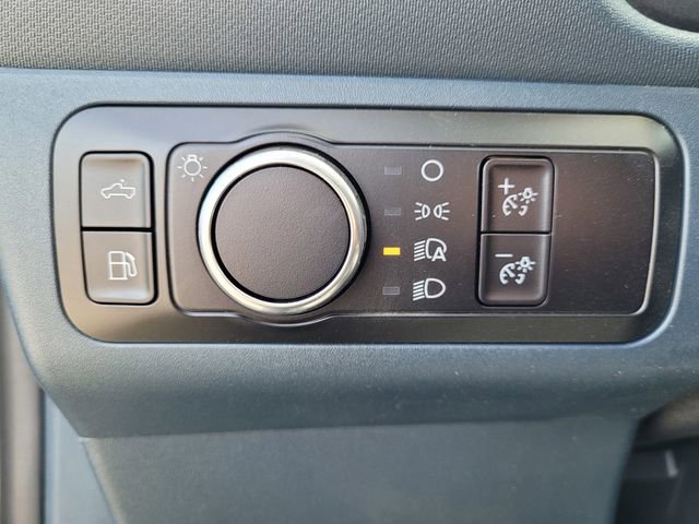 New 2025 Ford Maverick XLT image 9